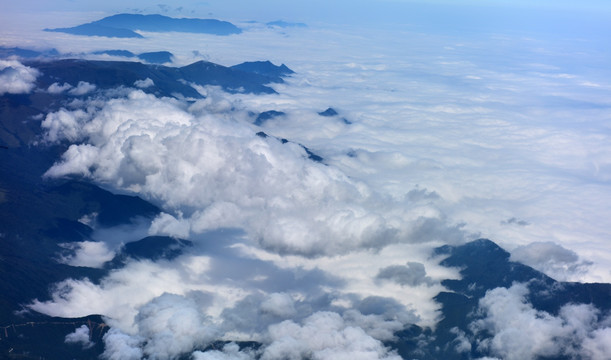航拍 山峦 云海