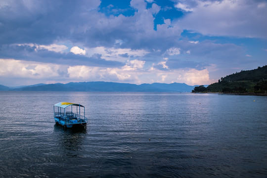 高原湖泊