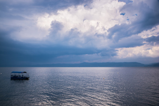 高原湖泊