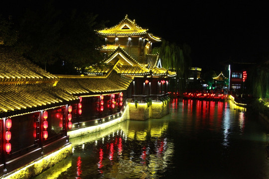 台儿庄古城夜景