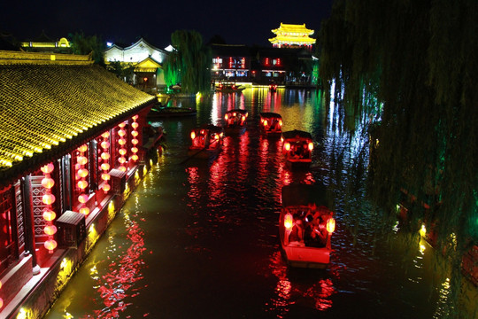 台儿庄古城夜景