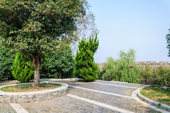 明城墙及沿墙道路景观