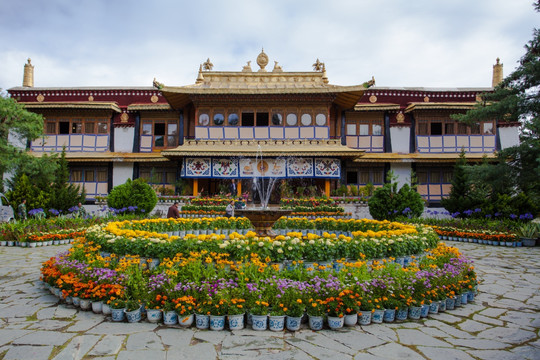 达赖喇嘛的夏宫 布罗林卡
