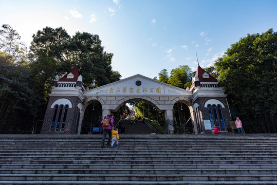 上海佘山大门