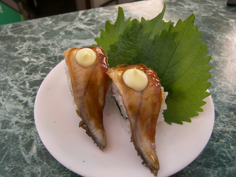 蒲烧鳗鱼寿司