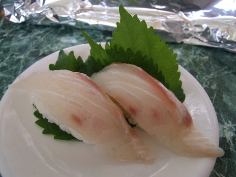 鲷鱼寿司