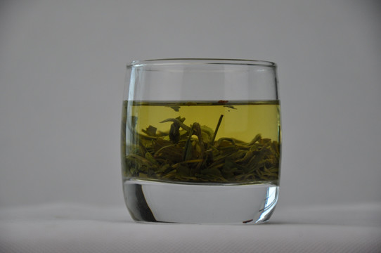 杯子茶叶碧螺春
