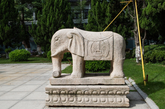 大象石雕 石头大象