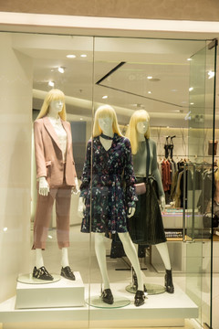 服装专卖店 专卖店橱窗