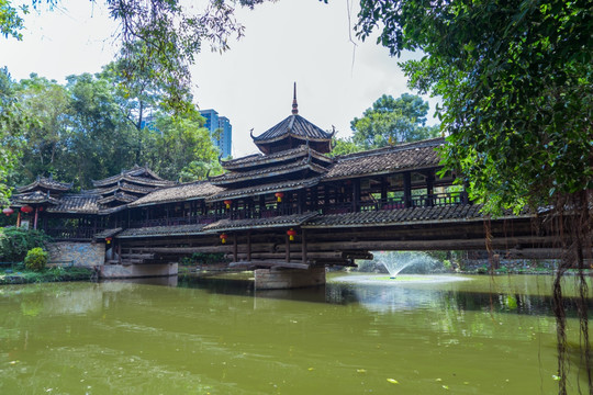 广西民族文物苑风雨桥