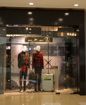 服装专卖店 专卖店橱窗