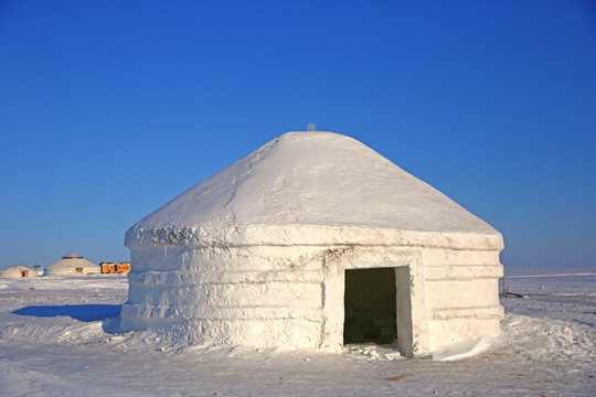 蒙古包雪雕