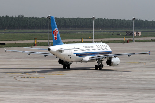 飞机 航班 滑行 中国南方航空