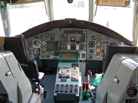 米26 驾驶舱 世界最大直升机