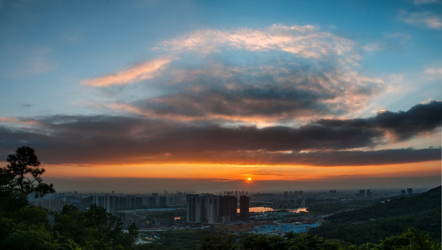 城市之光 夕阳正浓 瑰丽晚霞