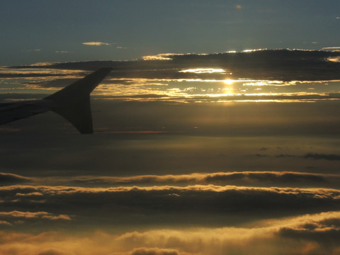 飞机高空航拍天空大气云彩