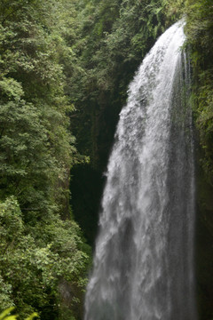 武隆龙水峡地缝 银河飞瀑