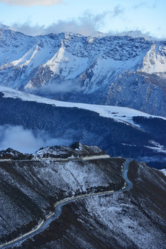 四姑娘山