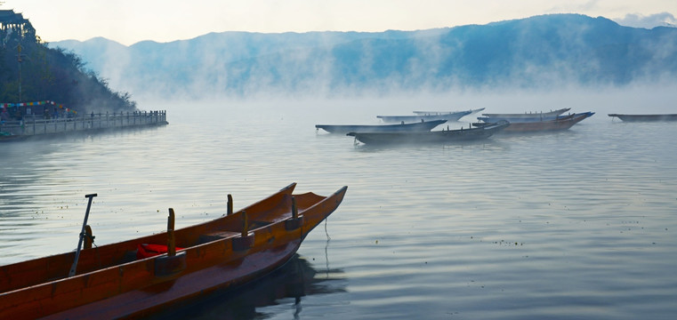 泸沽湖