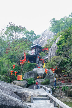 石景山公园香炉洞