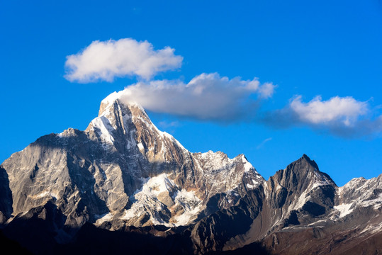 四姑娘山