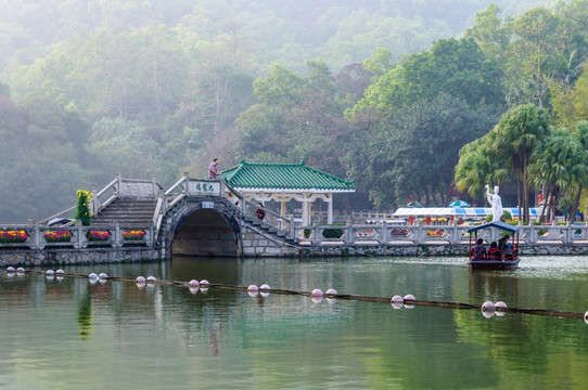 湖景