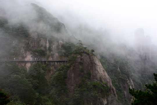 三清山风光摄影 雾中的三清山