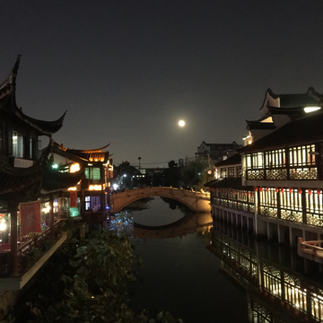 古镇夜景 七宝老街