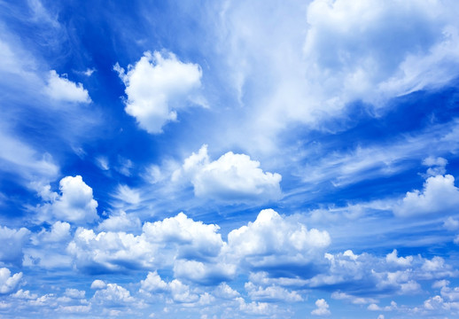 蓝色天空壁纸 天空蓝天白云