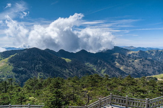 神农架神农顶景区初秋