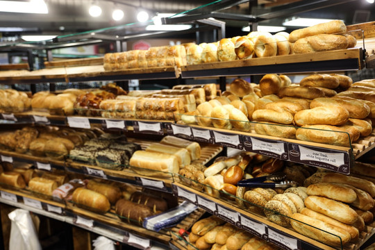 面包店 面包超市 面包货架