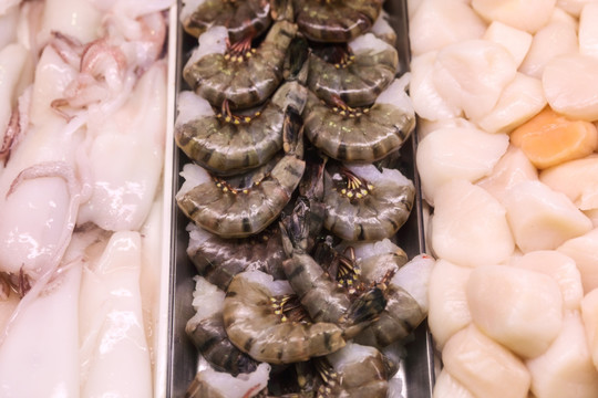 超市海鲜 海虾 鱿鱼 扇贝