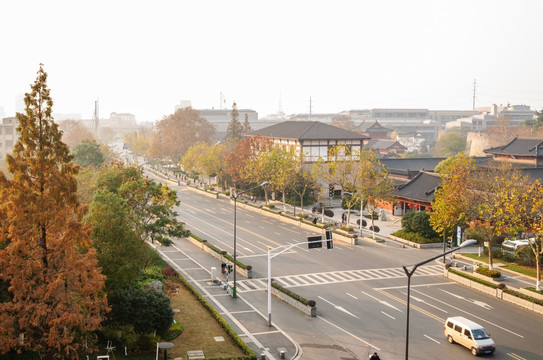都市秋色
