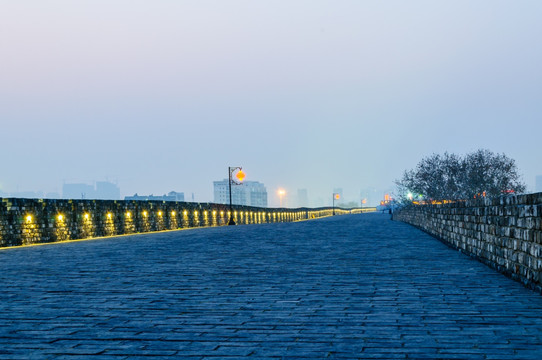 南京明城墙夜景