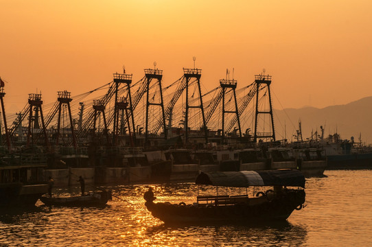 晨光中的渔光曲 朝阳 渔港