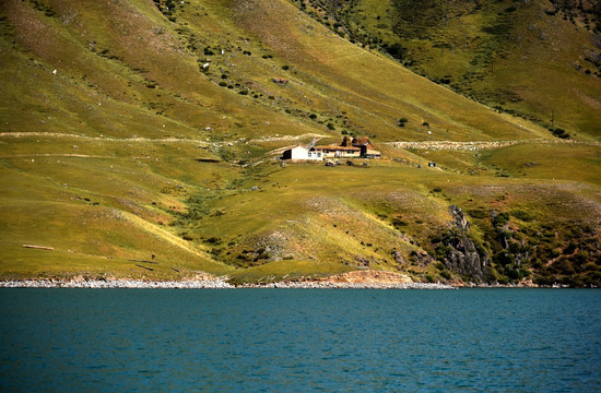 喀拉峻草原阔克苏大峡谷风光