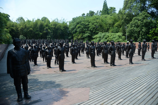 中国壮士群雕像国军将领