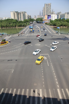 集庆路虎踞路路口