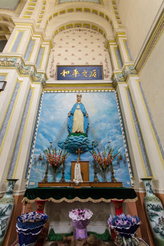 天主教天津教堂内景