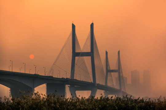 武汉长江二桥清晨