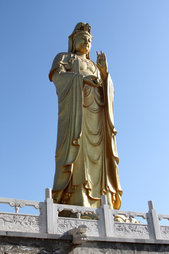 观音雕像