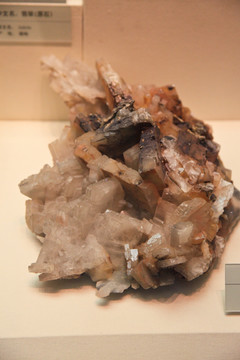 重晶石 矿石