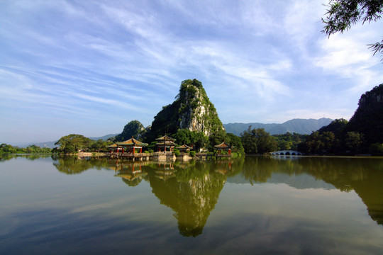 肇庆七星岩水月岩云