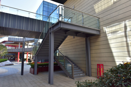 楼梯 观光梯 商场 美术馆