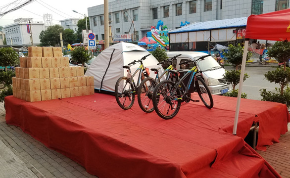 自行车 帐篷 户外