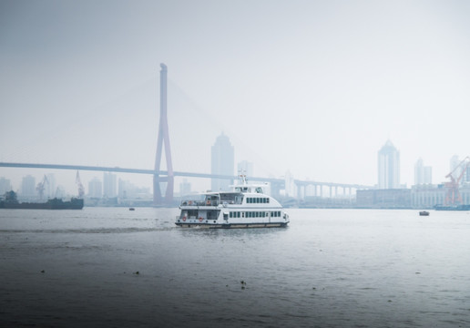 上海黄浦江早晨