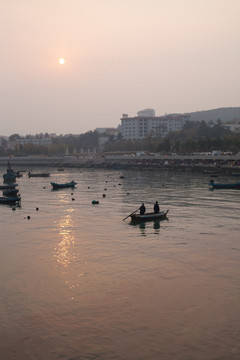 夕阳下的海 威海风光