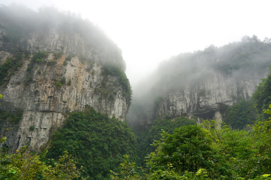 高山峡谷 悬崖峭壁