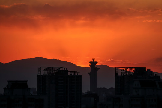 城市晚景