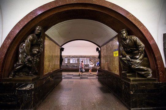 莫斯科地铁雕塑